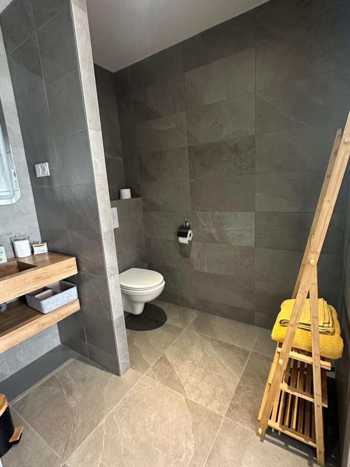 L'Obsidienne Virecourt Ngoại thất bức ảnh